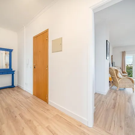 Apartment Blue Wave